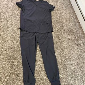 Medcouture size small scrubs with jogger bottoms